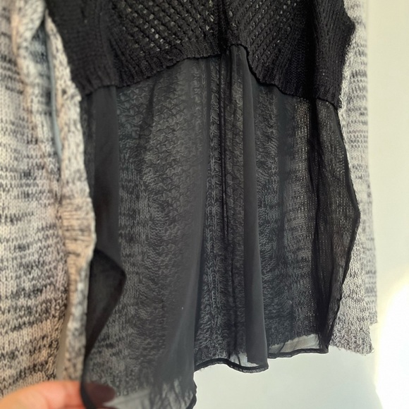 DEX Scoop Neck Open Knit Contrast Chiffon Back Sweater Large Gray / Black - Picture 7 of 16